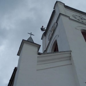 Alpinism Utilitar Brasov / vopsire acoperis biserica